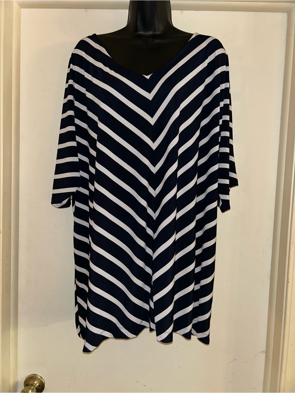croft & barrow Navy and White V-Neck Striped Tunic